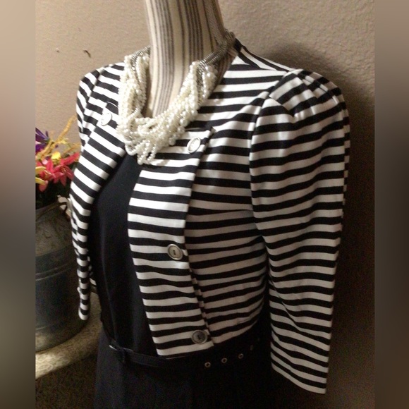 FOREVER 21 STRIPE JACKET - Picture 3 of 15